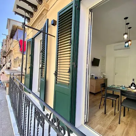 Teste Di Moro A Due Passi Dal Centro Di * Palermo