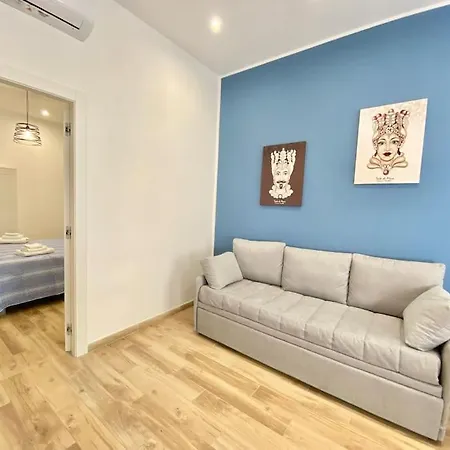Teste Di Moro A Due Passi Dal Centro Di Apartman Palermo